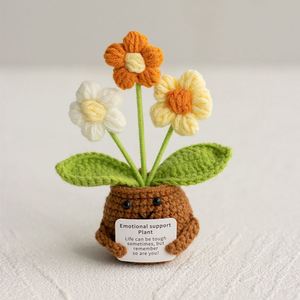 Maceta de Girasol Tejida a Crochet Hecha a Mano para Decoración del Hogar u Oficina, Soporte Emocional, Porta Plantas Tejido Positivo para Graduación o Pascua - Product Image 2