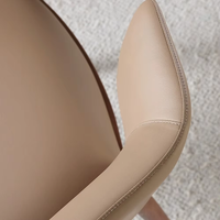 Chaise de salle à manger en cuir de luxe BST Wholesale, chaise rembourrée pour salon avec pieds en bois