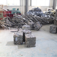 Système de compactage et de balles automatiques 200T pour ferraille d'aluminium industrielle, avec gestion centralisée du recyclage des roulements et moteurs en alliage