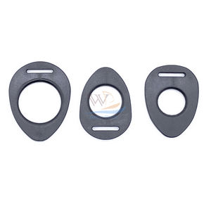 Wholesale Water Bottle Handle Outdoor Water Plastic Bottle Hanger for Travel Sport Outdoor - Product Image 5