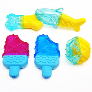 Juguetes Masticables Refrigerantes para Perros, Juguetes para Masticar Congelables para Mascotas, Juguetes para Masticar con Forma de Pescado y Helado para Cachorros de Verano - Product Image 1