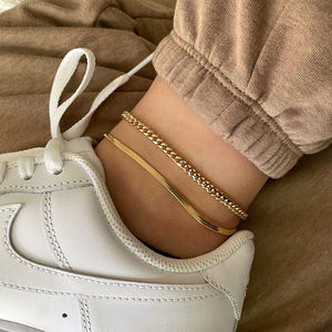 मिठाइयां महिलाओं <span class=keywords><strong>14k</strong></span> सोना मढ़वाया स्टेनलेस स्टील पैर कंगन नाग चेन पायल Herringbone पायल पैर गहने - Product Image 2