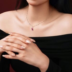 Collier Pendentif Gourde en Argent 925 Plaqué Or 18K avec Chaîne à Maillons et Zirconias 5A, Design Délicat Dylam - Product Image 3