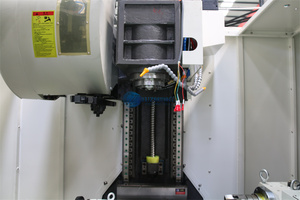 Machine de fraisage à 5 axes FANUC CNC VMC850, machine de fraisage verticale CNC - Product Image 5