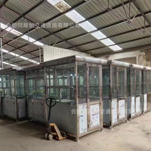 Borne de stationnement en acier inoxydable pour usage extérieur avec fenêtres et porte en verre, livraison directe d'usine - Product Image 1