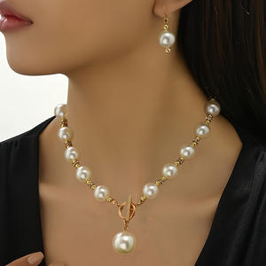 Wholesale Jewelry <b>Set</b> Hot Imitation Pearl Fashion OT Buckle Light Luxury Clavicle <b>Necklace</b> <b>Bracelet</b> Earrings - Product Image 4