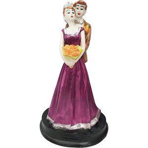 Sculptures de couple en résine romantique moderne pour décoration de bureau à domicile décoration d'étagère de bureau pour les cadeaux d'anniversaire de fiançailles - Product Image 4