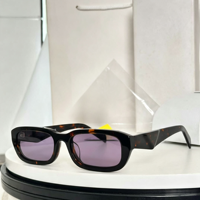 Nouvelles lunettes de soleil carrées unisexes tendance, protection UV400, monture intégrale, verres dégradés, couleurs personnalisables (plusieurs couleurs violet-rouge)