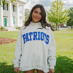Sudadera Oversize de Cuello Alto para Mujer con Estampado de Letras Patriots, 100% Algodón Tejido, Manga Larga, Ropa de Invierno Bordada - Product Image 1