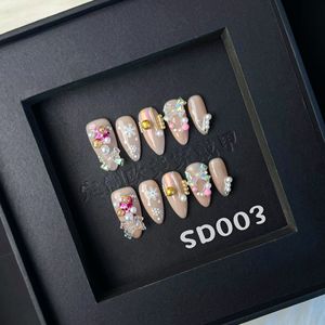 Usine européenne américaine vente en gros d'ongles courts à presser français aux amandes élégantes blanchissant à la main de Noël pour les doigts - Product Image 1