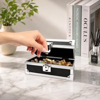 Abschließbare Langlebige Wiederverwendbare Aluminium-Geldkassette mit Wasserdichtem Design Große Kapazität für Währungen und Geldbörsen
