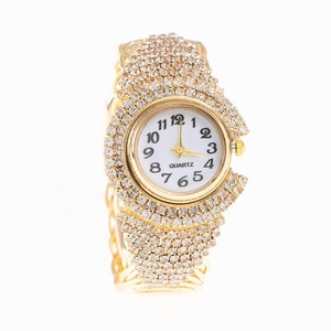 絶妙なラインストーンクォーツ時計女性のためのカジュアルでファッショナブルなスタイル卸売メーカーから - Product Image 3