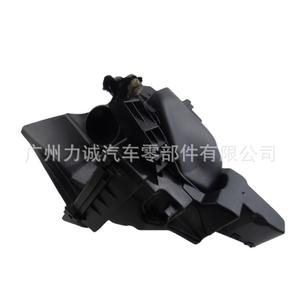 Filtro de Aire para Ford Focus 07, Ensamblaje 5M519600AF, Venta al Por Mayor para Comercio Electrónico Transfronterizo y Comercio Exterior - Product Image 3