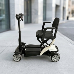 Trottinette Électrique Pliante Tout-Terrain pour Personnes Âgées, Modèle Valise, Quatre Roues, Télécommandée, Vente Chaude, Fabrication OEM - Product Image 2