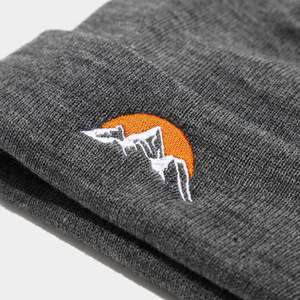 <span class=keywords><strong>Bonnet</strong></span> en tricot à motif de <span class=keywords><strong>montagne</strong></span> pour hommes et femmes Sports de plein air Casquette chaude pour le voyage Caractéristique commune du tissu - Product Image 4