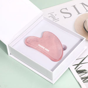 Outil de <span class=keywords><strong>massage</strong></span> Gua Sha en quartz rose naturel de haute qualité, bien conçu, en forme de cœur, pour le corps, le visage et le cou - Product Image 5