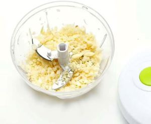 Garlic Plastic PE <b>Vegetable</b> Cutter Manual Meat Grinder Garlic Press Kitchen Masher Garlic <b>Chopper</b> Carton Eco-Friendly - Product Image 2