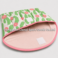 Housse pour ordinateur portable matelassée résistante à l'eau avec logo personnalisé, en polyester, protection pour ordinateur portable, fournisseur d'usine
