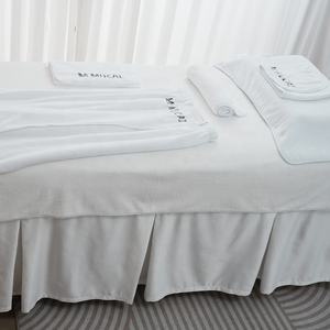 Copriletto cosmetico in velluto lettino da massaggio con foro per il respiro del viso 31x75 "copri lettino da massaggio in pile di corallo morbido - Product Image 3