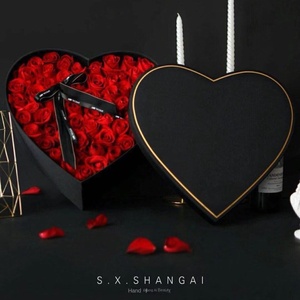 Tanabata grande en forma de corazón, nuevo embalaje de flores de seda, carpetas de cartón duraderas para el Día de San Valentín - Product Image 1