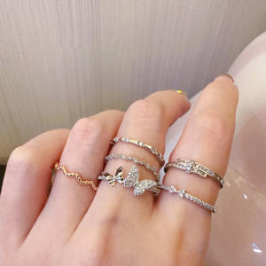 Bague papillon fleur émail coloré pour femmes Instagram Unique haut de gamme léger luxe coupe non décoloration conception ouverte doigt - Product Image 4