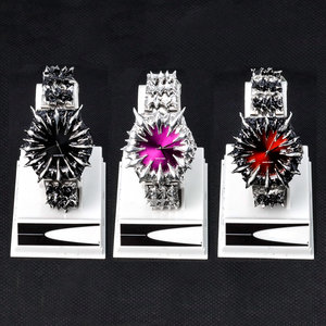 นาฬิกาข้อมือสแตนเลสสตีลแบบกำหนดเองสำหรับผู้ชาย สไตล์เทคโนพังก์ ไซเบอร์ อินดัสเทรียล ดาร์กเทค เอดจ์ พรีเมียม เครื่องประดับแฟชั่นสำหรับผู้ชาย - Product Image 1