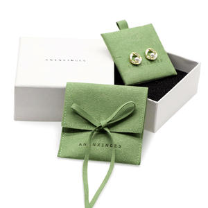 Sacs d'emballage de bijoux à logo personnalisé petite enveloppe en microfibre de daim pochette à bijoux à rabat avec insert pochette à bijoux avec bouton pression - Product Image 6