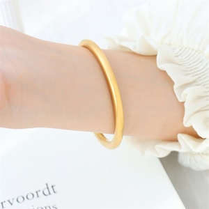 ของขวัญแต่งงานที่สวยงาม18K ห่วงชุบทอง18K กำไลเปล่าสำหรับผู้หญิง - Product Image 5
