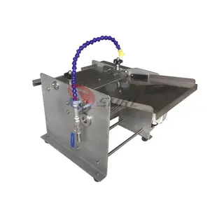 Newest Design Squid Peeling Machine/ Automatic Industrial Fish Skin Cleaning Removing Machine
