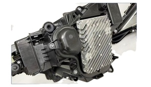 Para Audi <span class=keywords><strong>Q8</strong></span> Matrix LED faros 12V 6000K faros adaptables iluminación automotriz de alta calidad - Product Image 3