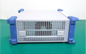 Generador de Señales Rohde & Schwarz SMBV100A de 8 kHz a 3/6/12.75 GHz - Product Image 3