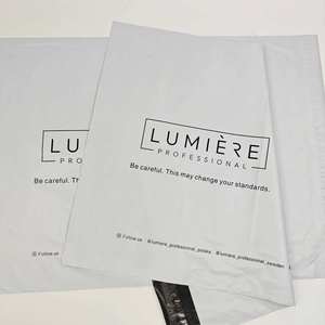 Bolsas de Envío Impermeables Ecológicas y Biodegradables de 2.5 Mil de Grosor, Impresas con Serigrafía, para Empaque de Ropa - Product Image 6