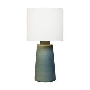 Lampe de table moderne en céramique bleu clair côtelée avec accent doré |   Éclairage artisanal côtier pour chambre d'hôtel et salon - Product Image 5