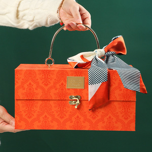 FUHING High Quality Luxury Rigid Cardboard Gift Box Packaging Magnetic Folding Paper Wedding Gift Box With Ribbon And Handle