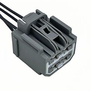 Connettore Femmina Non Sigillato a <span class=keywords><strong>4</strong></span> Posizioni 7283-6469-40 per Cablaggio Automobilistico - Product Image 1