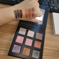 Palette de fards à paupières super pigmentés duochrome miroitant 9 couleurs Palette de fards à paupières de marque privée de maquillage imperméable à l'eau