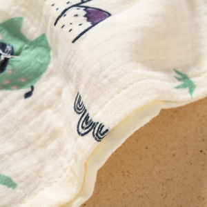 Babero con cordón para bebé Jianmu, babero de gasa de cuatro capas de algodón puro con dibujos animados para uso en primavera y verano de 0 a 3 años - Product Image 3