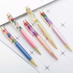 Nouveau stylo à bille personnalisé, motif floral, avec cristaux et paillettes flottantes, style herbarium - Product Image 1