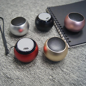 De Lujo bajo pesado mini manos libres altavoz estéreo TWS inteligente inalámbrico BT <span class=keywords><strong>altavoces</strong></span> portátiles - Product Image 3