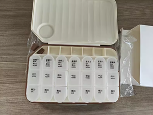 Organisateur de pilules hebdomadaire Rmier 3 fois par jour compartiment distributeur de pilules avec conteneur de médecine de voyage pour la vitamine - Product Image 6