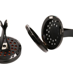 Diffuseur d'huiles essentielles pour l'intérieur de la voiture en acier inoxydable, diffuseur magnétique de 30 mm, pendentif diffuseur, désodorisant pour voiture, clip de ventilation avec 5 tampons - Product Image 5