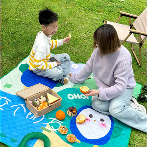 Tapis de pique-nique pliable carré imperméable et résistant à <span class=keywords><strong>l</strong></span>'humidité pour le <span class=keywords><strong>camping</strong></span> en plein air, <span class=keywords><strong>les</strong></span> sorties printanières et <span class=keywords><strong>les</strong></span> excursions des enfants - Product Image 1