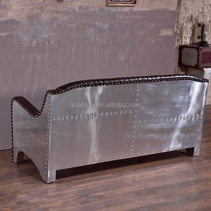 ओएम ओटम फैक्ट्री प्रत्यक्ष व्यथित भूरे रंग के चमड़े के एविएटर सोफे 3 सीट विला औद्योगिक धातु एल्यूमीनियम लोफ्ट के लिए - Product Image 5