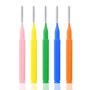 Microcepillo dental desechable <span class=keywords><strong>cepillo</strong></span> <span class=keywords><strong>interdental</strong></span> de dientes suaves con mango de silicona - Product Image 1