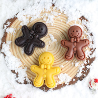 Handgemachte Lebkuchenmann-Form Geschenk für Weihnachten Winterliche Heimdekoration Niedliche Aromatherapie Sojawachs-Duftkerze
