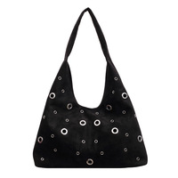 Sac fourre-tout décontracté à rivets pour femme, nouvelle collection hiver 2025, grande capacité, tendance, sac à bandoulière de luxe léger