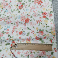 Doublure en sergé de petites fleurs imprimées de style jardin Tissu en coton pur fait à la main Tissu floral Diy