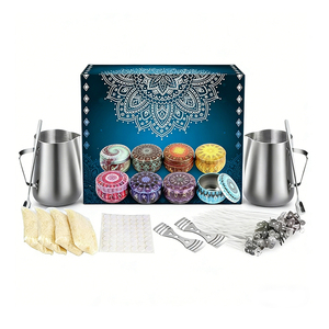 Ensemble de Présentation et de Vitrine Premium pour Bougies Nordiques en Pot d'Aluminium avec Couvercle Blanc, Mélange de Soja Parfumé, Qualité Boutique - Product Image 5