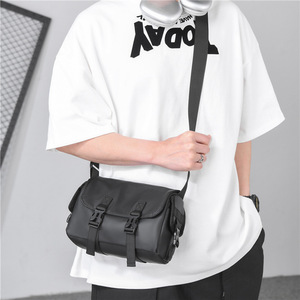 กระเป๋าสะพายข้างแบบ unisex ทนทาน ใช้ได้ทุกวัน เหมาะสำหรับเล่นกีฬา กันน้ำ คุณภาพสูง - Product Image 2