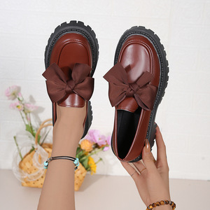 Chaussures en cuir à talon épais et semelle compensée, style britannique, nouvelle collection automne, grandes tailles, pour femme - Product Image 4